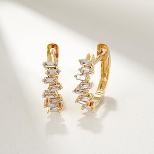 Moissanite Baguette Hoop Earirngs 14k Solid Gold Hoops Small Earrings Moissanite Jewelry Gift for Girlfriend Earirngs Hoops Minimalist