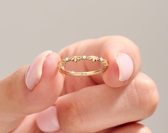 14k Gold Dainty Leaf Wedding Ring, Solid Gold Delicate Design Marriage Ring, Stackable Tiny Cz Layer Ring, Lab Created Diamond Handmade Ring