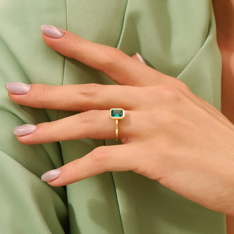 14kt Bezel Emerald Ring, Solid Gold Green Engagement Ring, Womens Emerald Cut Solitaire Ring, Dainty Gemstone Birthstone Ring, Handmade Gift image 6