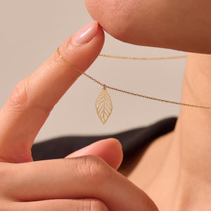 14k Solid Gold Leaf Necklace, Floral Pendant Necklace for Women, Minimalist Gold Pendant, Nature Inspired Necklace, Gift for Her, Wife, Mom