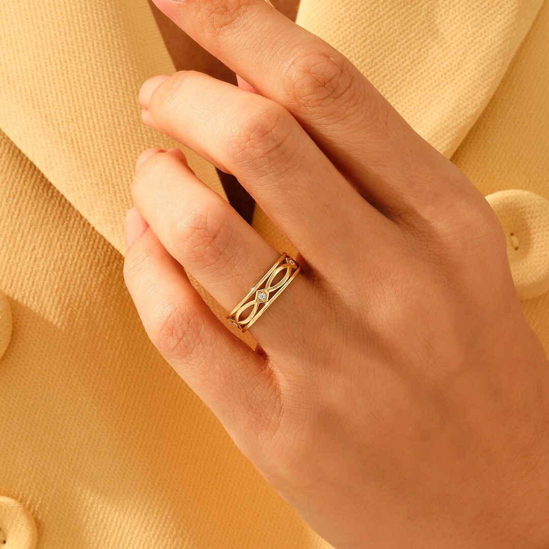 Solid Gold Celtic Wedding Band, 14k Knot Marriage Ring Women, Real Gold Irish Wedding Ring,thick