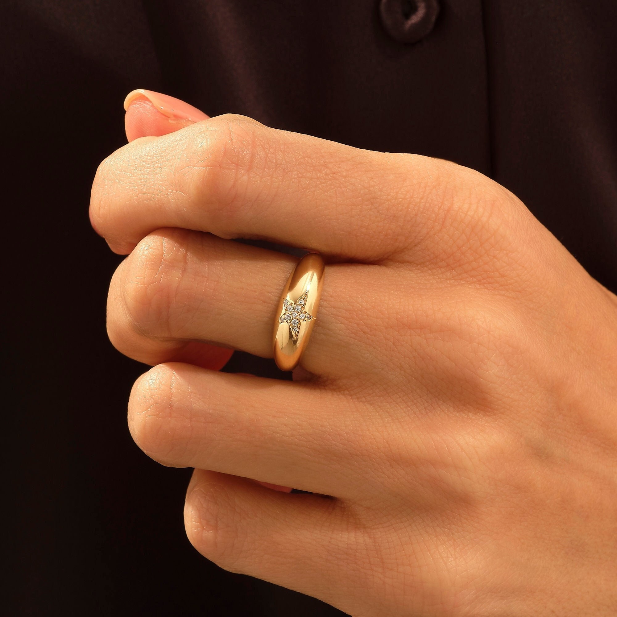 Solid Gold Star Dome Ring, 14k Gold Chunky Ring, Thick Pinky Signet Rings for Women, Starburst Ring, Unique Northstar Ring