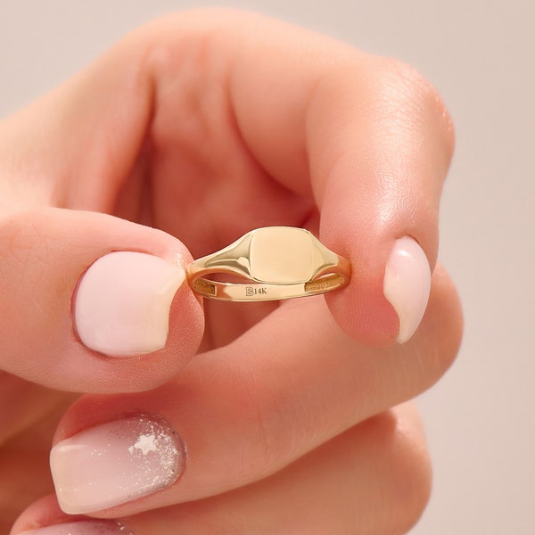 Solid Gold Square Signet Ring, 14k Gold Engraved Pinky Ring for Men Women, Personalized Initial Ring, Custom Name Ring, Memorial Gifts