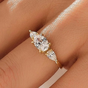 East West Oval Engagement Ring in 14K Solid Gold – Trilogy Diamond Ring
