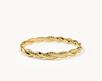 14K Solid Gold Twisted Rope Ring, Hammered Stackable Ring for Women, Dainty Minimalist Gold Band, Everyday Stacking Ring, Gift for Her