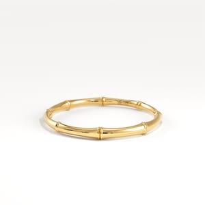 14Kソリッドゴールドのバンブーリング、ミニマルな重ね付け可能な女性用バンド、自然にインスパイアされたデイリージュエリー、彼女へのギフト
