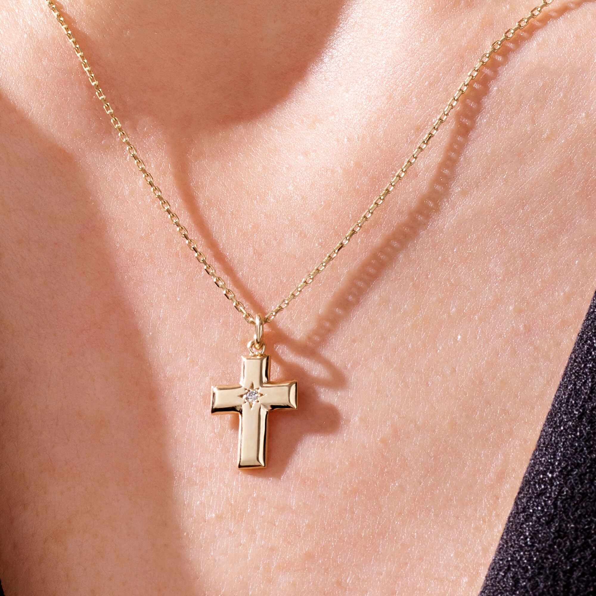 Minimal cross necklace Clearance