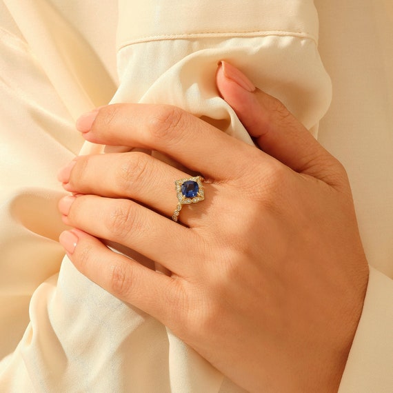 Solid Gold Sapphire Ring 14k Gold Vintage Engagement Ring Art