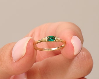 Gold Shining Bright Star Signet Ring - Etsy