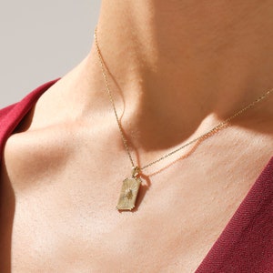 Sunbeam Rectangle Pendant Necklace, 14k Solid Gold Minimal Embossed Necklace, Back Engravable Pendant for Women