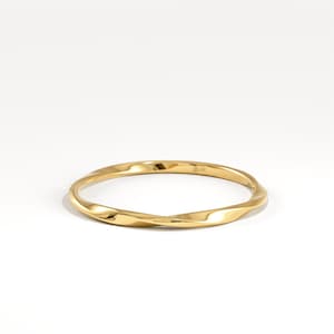 Anillo retorcido de oro macizo de 14 quilates, banda apilable minimalista ultrafina con diseño de cuerda, regalo de joyería delicada