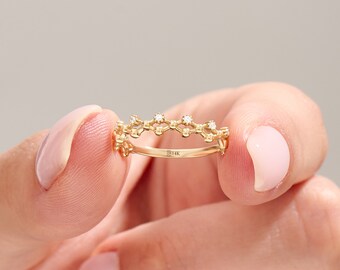 Solid Gold Unique Wedding Band, 14k Gold Non Traditional Wedding Ring, Dainty Handmade Beaded Ring Women, Minimalist Stackable Gold Ring