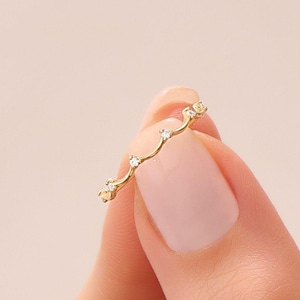 Dainty Moissanite Stacking Ring, 14K Solid Gold Wave Band, Ultra Thin Curved Contour Ring for Women