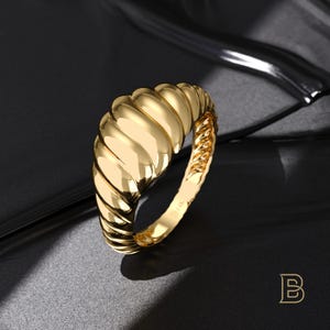 Croissant Ring Frauen, Solid Gold Dome Ring, Frauen Statement Ring, Dicker Bandring, Geflochtener Seilring, Einzigartiges Schmuck Geschenk für sie