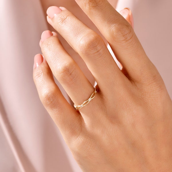 Stapelring i guld för kvinnor 14k massivt guld med bezelring Elegant stapelbar ring Minimalistisk diamantring Delikat guldring Dagliga smycken Gåva