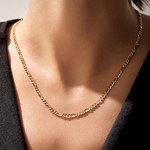 Mens solid gold store figaro chain