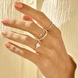 Can be used only as wedding band or a stacking ring for daily wear