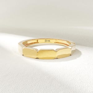 Solid Gold Rectangle Wedding Band, Womens Gold Band, Geometric Ring Band, Unusual Gold Ring, Gift for Her, Mom, Wife, Mother
