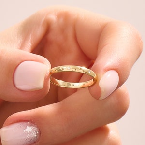 14k Gold Stern Hochzeit Band, Massiv Gold Minimalist Ehering, Frauen Jubiläum Band, einzigartige himmlische passende Band, handgemacht