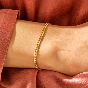 14k Gold Curb Chain Bracelet, Solid Gold Link Chain Bracelet, Dainty Stacking Bracelet, Womens Everyday Bracelet, Ladies Sturdy Chain