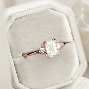 1ct Emerald Moissanite diamond Engagement Ring, emerald ring for her, 1ct Moissanite diamond Ring, emerald cut Moissanite diamond ring gift