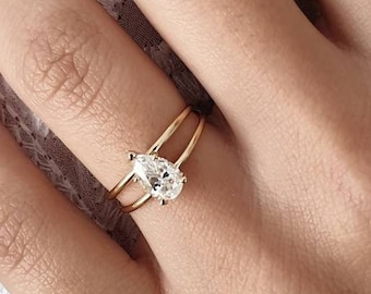 1.5 CT Pear Moissanite Diamond Engagement Ring With Split Shank Band For Her, Pear Ring, Pear Diamond Ring For Her, Pear Moissanite Ring