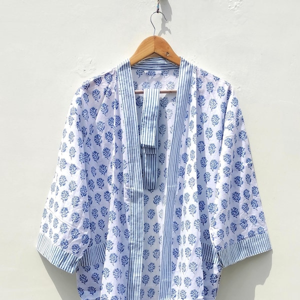Bata kimono de algodón con estampado de bloques: bata de verano floral