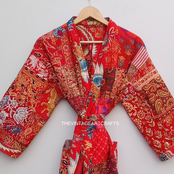 Pardessus kantha fait main peignoir de voyage ancienne robe en patchwork de coton sari recyclé Robe kantha, veste kimono courtepointe kantha fabriquée à la main kantha robs