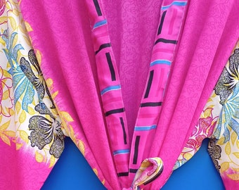 Vintage Seiden-Sari-Kimono-Robe, Strandhülle, Lounge-Kleidung, lange Strandkleidung, Nachthemd-Kimono, Bademantel, Brautjungfern-Kimono, Seiden-Kimono