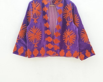 Giacca in velluto Suzani ricamata a mano: cappotto indiano reversibile