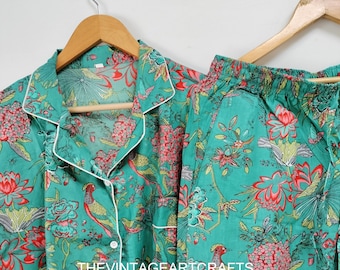 Pijama de algodón hecho a mano: pijama de mujer con estampado floral