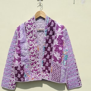 Blommig lapptäcke quiltad jacka: Boho vändbar bomullskappa