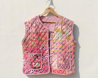 Ärmellose Patchwork-Jacken aus Baumwolle, handgemachte Winterjacke aus indischer Baumwolle, Jacke im Boho-Stil, kurze gesteppte Unisex-Kantha-Jacke