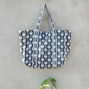 Quilted Cotton Handprinted Reversible Large multicolor Floral Tote Bag Eco friendly Sustainable Sturdy Grocery Shopping Handmade Boho bag