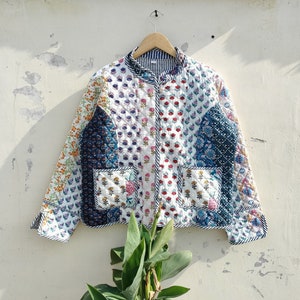 Indische Handarbeit Patchwork Vintage Steppjacke Mäntel, New Style, Boho, Baumwolljacke Kurz Weiß Blatt Schwarz Streifen Paspol Bild 1