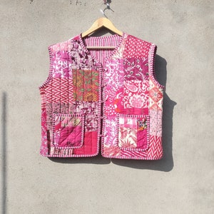 Handgemachte Patchwork Baumwolle Steppweste: Indische Boho Jacke