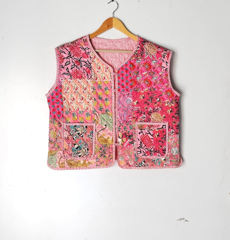 Vestes patchwork en coton sans manches, manteau veste d'hiver fait main en coton indien, veste style bohème, veste courte matelassée kantha unisexe image 3