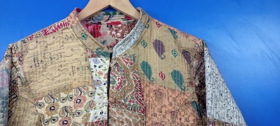 Giacca kimono in seta patchwork Kantha reversibile - Italia Giacca kimono in seta patchwork Kantha reversibile - Italia