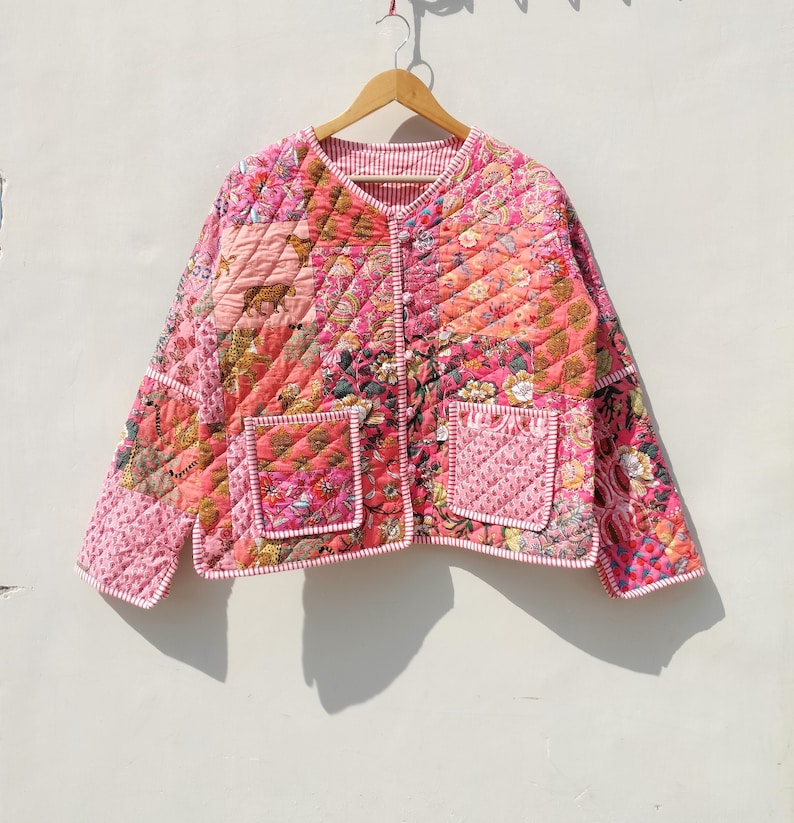 Baumwolle Handgemachte Kantha Jacke Steppjacke Handgefertigte Vintage Steppjacke, Mäntel, neuer Stil, Boho Grüner Regenbogen Bild 2