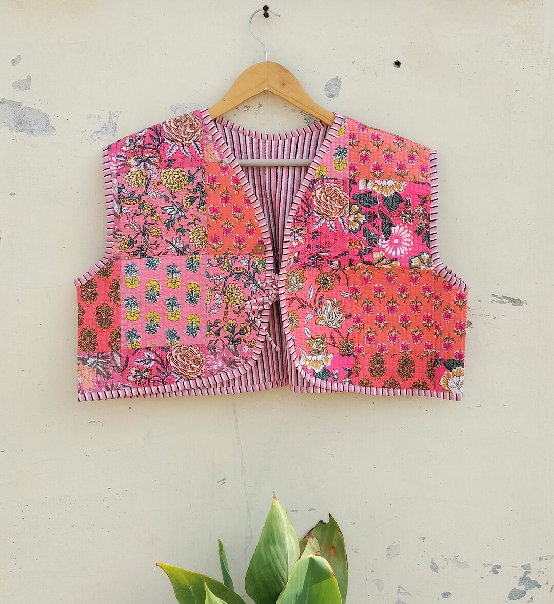 A PRETTY HANDLOOMED COTTON GATHER JACKET