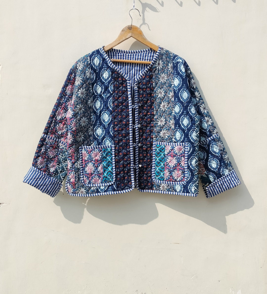 ジャケット・アウター CUTWORK EMBROIDERY JACKET Travelers™ Collection Embroidered Lace Cutwork Jacket | Chico's