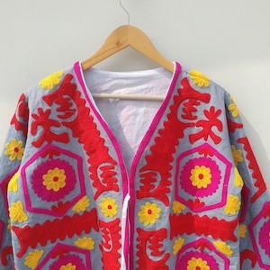 Gray Handmade Suzani Embroidery Jacket, Winter Wear Jacket Coat, Womens Coat, Suzani Short Jacket, TNT Fabric Suzani Jacket, Robe