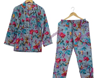 pure  cotton pyjamas, Womens organic cotton pj's, organic cotton pyjama Set trousers and cami, printed organic cotton pyjama set,