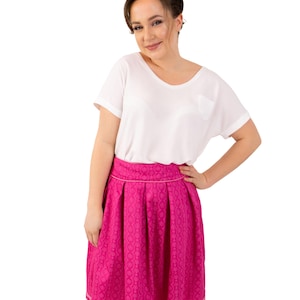 Traditional skirt women&#39;s skirt skirt Alexandra pink size. 34-46