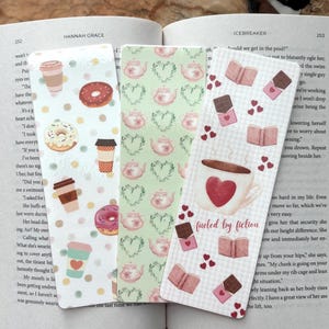 Alimenté par la fiction, café, thé, chocolat, trio de marque-pages, cadeau livresque pour amoureux des livres