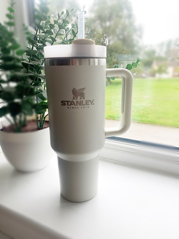 Stanley 40oz tumbler Dune | Stanley 1st version Adventure Quencher 40oz.  Stanley 40oz Cup | Stanley Dune | Uk fast delivery