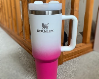 Stanley FlowState Quencher H2.0 Tumbler 40 oz Flamingo Pink Barbie AUTHENTIC