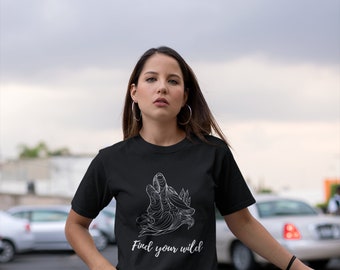 Find your Wild Tee, Wolf T-Shirt, Geschenk für sie, Geschenk für ihn