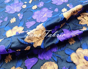 Embossed Floral Brocade Fabric: 3D Jacquard Apparel Fabric (145cm Wide)