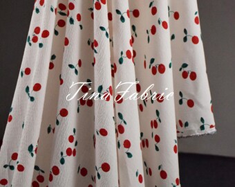 Tessuto in chiffon crepe con stampa di ciliegie: tessuto per abiti bianchi, al metro quadro